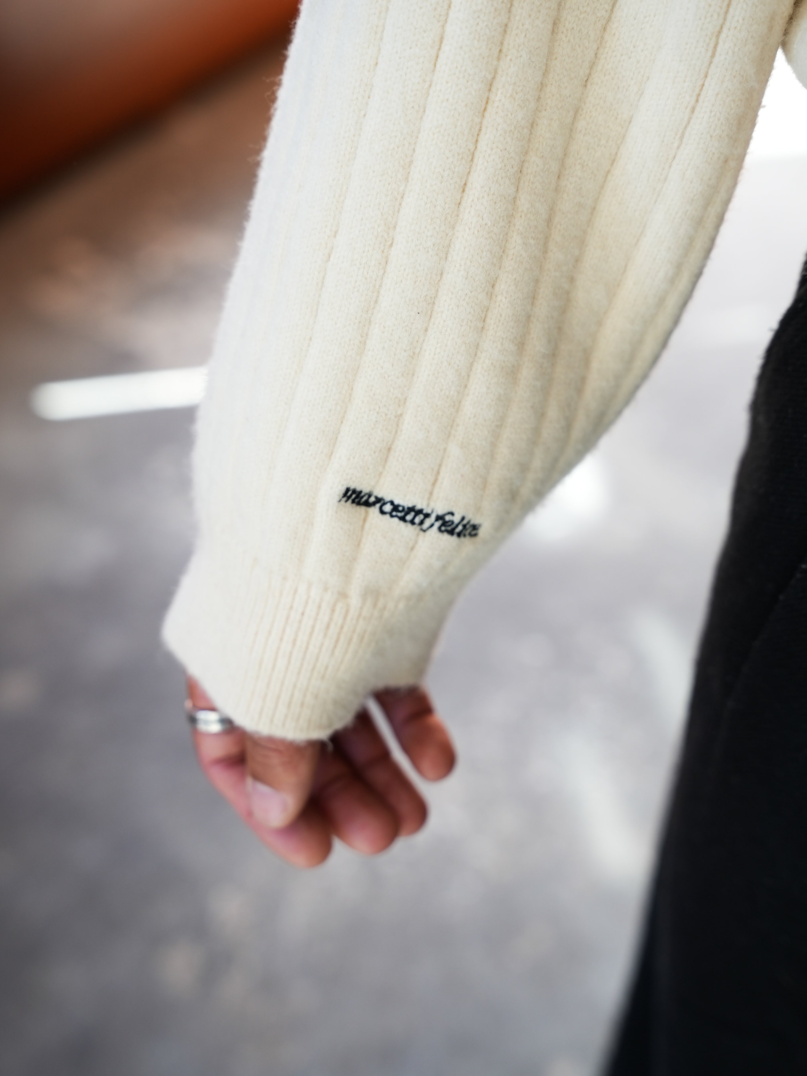 Knitjacket beige